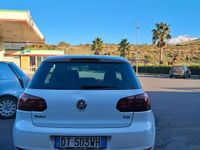 Usata VW Golf VI 110 CV (80 kW) 2009 Bianco Utilitaria