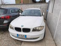 Usata BMW 116 142 CV (104 kW) 2010 Bianco Utilitaria