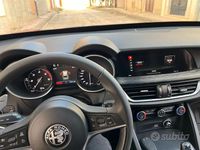 Usata Alfa Romeo Stelvio 210 CV (154 kW) 2019 Rosso SUV