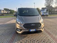 Usata Ford Tourneo Custom Titanium 133 CV (97 kW) 2018 Beige Furgone
