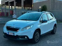 Usata Peugeot 2008 92 CV (67 kW) 2013 Bianco SUV