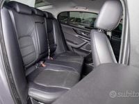 Usata Jaguar XE S 180 CV (132 kW) 2019 Grigio Berlina