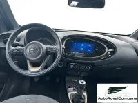 Usata Toyota Aygo X Lounge 72 CV (52 kW) 2022 Beige SUV