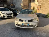 Gebraucht Renault Mégane 106 PS (77 kW) 2006 Grau Limousine