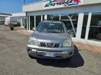 Usata Nissan X-Trail 136 CV (100 kW) 2005 Grigio SUV