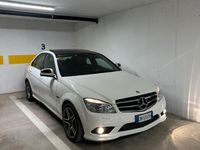 Gebraucht Mercedes C320 224 PS (164 kW) 2009 Weiß Limousine