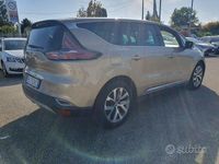 Usata Renault Espace Initiale Paris 160 CV (117 kW) 2015 Oro Monovolume