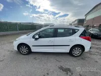 Usata Peugeot 207 Access 92 CV (67 kW) 2011 Bianco Station wagon