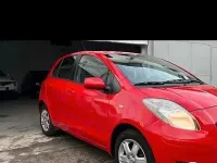 Usata Toyota Yaris 69 CV (50 kW) 2011 Rosso Utilitaria