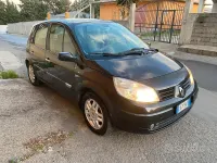 Usata Renault Scénic 120 CV (88 kW) 2005 Nero Monovolume