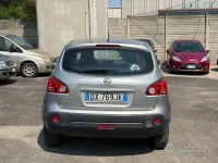 Usata Nissan Qashqai Tekna 117 CV (86 kW) 2010 Grigio SUV