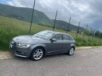 Usata Audi A3 Sportback Ambition 105 CV (77 kW) 2014 Grigio Utilitaria