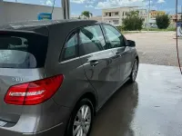Usata Mercedes B180 109 CV (80 kW) 2012 Grigio Utilitaria