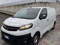 Usata Opel Vivaro-e Combi 122 CV (89 kW) 2020 Bianco Monovolume