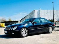 Usata Mercedes E200 2007 Blu Berlina