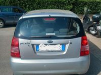 Usata Kia Picanto 61 CV (44 kW) 2007 Grigio Utilitaria