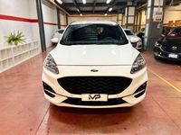 Usata Ford Kuga ST-Line X 190 CV (139 kW) 2022 Bianco SUV
