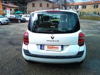 Usata Renault Modus 74 CV (54 kW) 2011 Bianco Monovolume