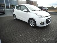 Usata Hyundai i10 67 CV (49 kW) 2015 Bianco Utilitaria