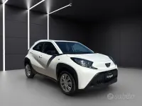 Usata Toyota Aygo X Active 72 CV (52 kW) 2025 Bianco SUV