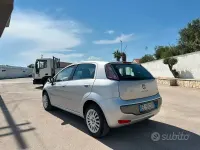 Usata Fiat Grande Punto 77 CV (56 kW) 2010 Grigio Utilitaria