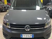 Usata VW Caddy 102 CV (75 kW) 2019 Grigio scuro Monovolume