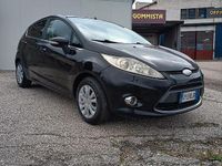 Usata Ford Fiesta 70 CV (51 kW) 2010 Nero Utilitaria