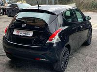 Usata Lancia Ypsilon 69 CV (50 kW) 2021 Nero Utilitaria