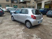 usata Toyota Yaris 1.0 5 porte Now Neopatentati