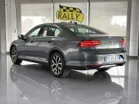 Usata VW Passat 149 CV (109 kW) 2016 Grigio Berlina