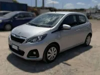 Usata Peugeot 108 Active 72 CV (52 kW) 2018 Argento Utilitaria