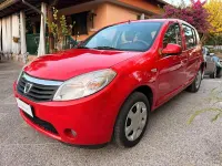 Usata Dacia Sandero Ambiance 88 CV (64 kW) 2011 Rosso Berlina