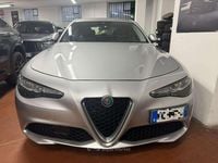 Usata Alfa Romeo Giulia Super 150 CV (110 kW) 2018 Argento Berlina