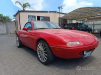 Usata Mazda MX5 116 CV (85 kW) 1992 Rosso Cabrio