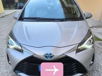 Usata Toyota Yaris Hybrid Active 73 CV (53 kW) 2019 Berlina