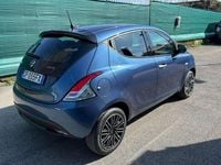 Usata Lancia Ypsilon Silver 69 CV (50 kW) 2023 Blu/azzurro Utilitaria