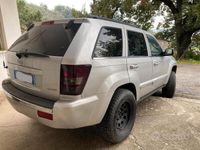 Usata Jeep Grand Cherokee 217 CV (159 kW) 2006 Grigio SUV