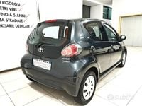 Usata Toyota Aygo Connect Style 68 CV (50 kW) 2013 Grigio Utilitaria
