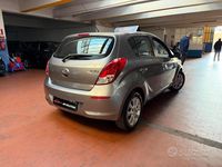 Usata Hyundai i20 86 CV (63 kW) 2012 Grigio Utilitaria