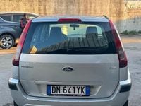 Usata Ford Fusion 68 CV (50 kW) 2008 Argento Utilitaria