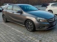 Usata Mercedes A200 156 CV (114 kW) 2014 Grigio Berlina