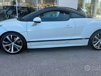 Begagnad Peugeot RCZ 163 HK (119 kW) 2013 Vit Sportkupé