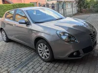Usata Alfa Romeo Giulietta 105 CV (77 kW) 2015 Grigio Utilitaria