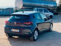 Usata Renault Clio V Techno 91 CV (66 kW) 2022 Grigio Berlina