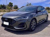 Usata Ford Focus ST-Line X 120 CV (88 kW) 2022 Grigio Utilitaria