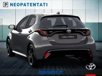 Nuova Toyota Yaris Hybrid Premium 131 CV (96 kW) 2026 Grigio Berlina