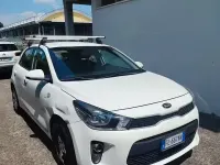 Usata Kia Rio 84 CV (61 kW) 2017 Bianco Berlina