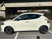 Usado Lancia Ypsilon 69 HP (50 kW) 2022 Citadino