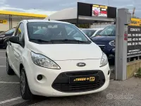Usata Ford Ka Titanium 69 CV (50 kW) 2015 Bianco Berlina