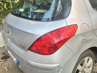Usata Peugeot 308 Premium 109 CV (80 kW) 2009 Berlina